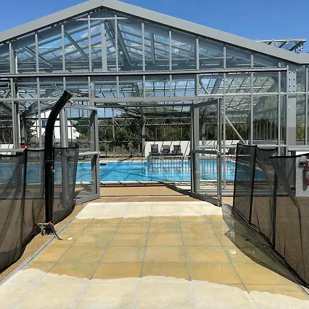 シャレー La Petite Bauloise - Piscine Sous Dome - Parking ゲランド