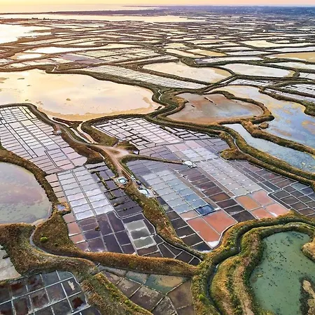 La Petite Bauloise - Piscine Sous Dome - Parking Guérande
